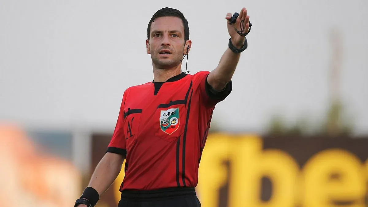 Дебютант свири дербито