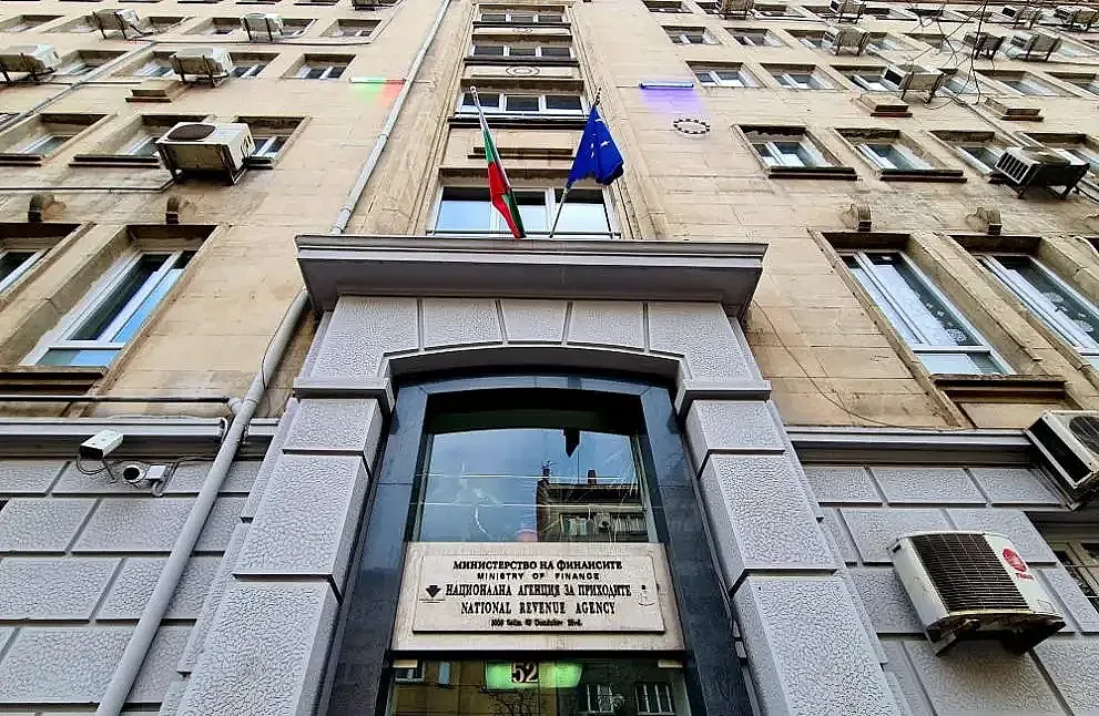 НАП напомня за изтичащ срок. Засяга данъкоплатците