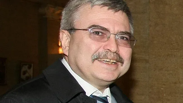 Хърсев: К-19 ще замрази заплатите