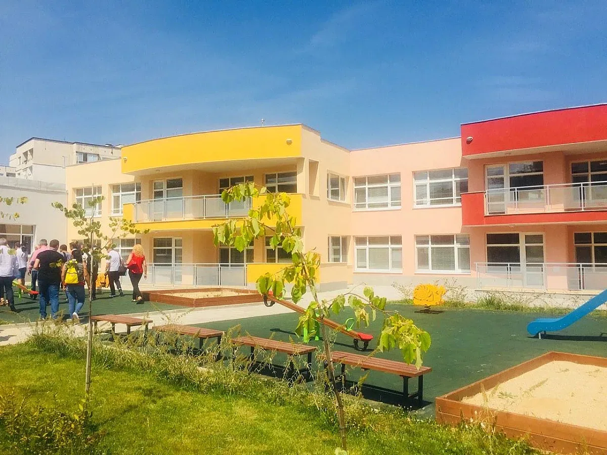 2 г. уседналост за забавачка до дома