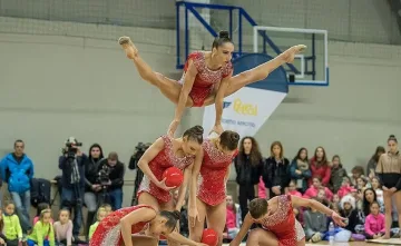 Ансамбълът показа новите съчетания
