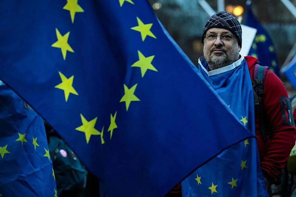 Европарламентът започва масова кампания за вота