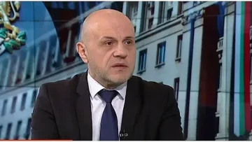 Томислав Дончев: Изцяло нова ЦИК би било авантюра