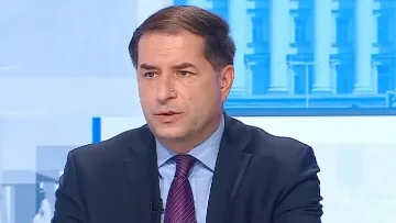 Доц. Борислав Цеков закова МЕЧ. Разкри кое отвори кутията на Пандора