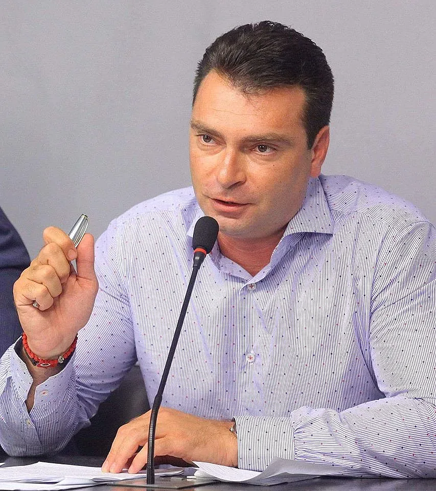 Калоян Паргов с доклад за паметник на Сергей Антонов