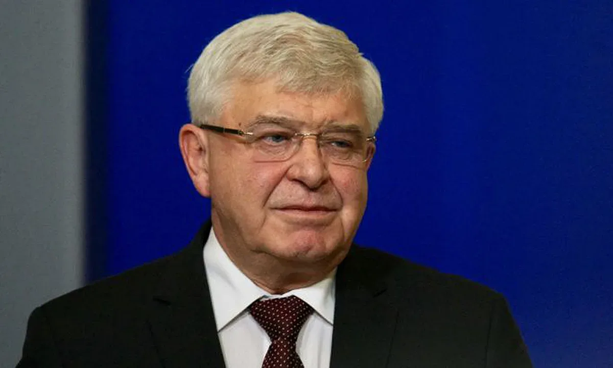 Увеличават заплатите в общинските болници