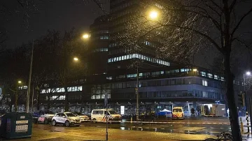 Мъжът, разстрелян от полицаи в Амстердам, размахвал пистолет