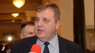 Каракачанов: Не може да гледаш на гетата като на евтини гласове
