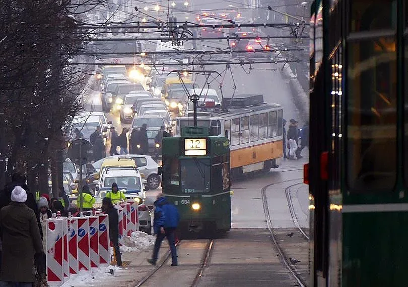 Възобновен е ремонтът по „Граф Игнатиев“