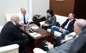 Борисов: Проверка на парите за превоз на пътници