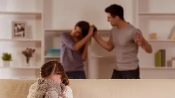 Депутатите разглеждат промените за домашното насилие