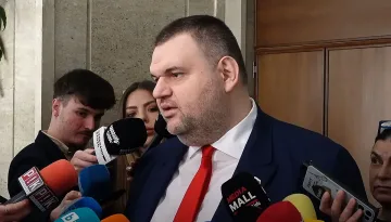 Пеевски за номерата на Радев: Страда особено, натиска БНТ!
