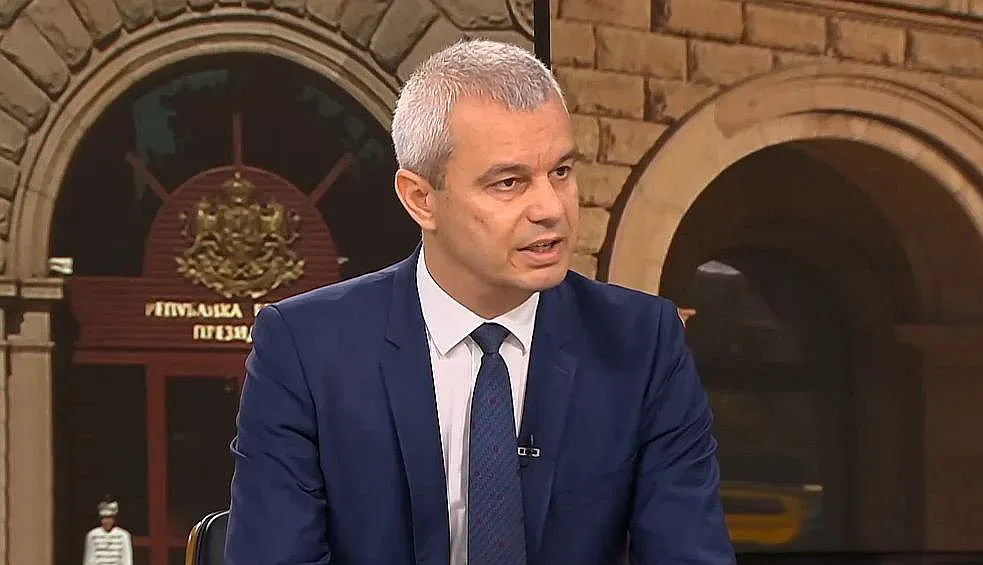 Нова акция на "Възраждане". Събират подписи за вот на недоверие