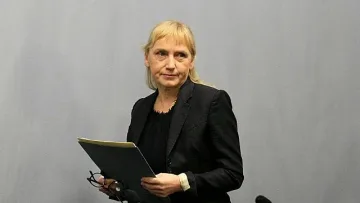 Йончева ще предаде записите срещу Боил Банов на ОЛАФ