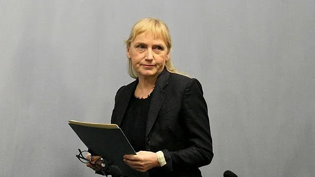 Йончева ще предаде записите срещу Боил Банов на ОЛАФ