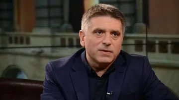 Кирилов: Скандалът на Елена Йончева е кагебистки компромат