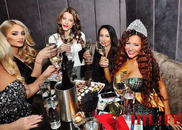 Мисис България получи обиколка около света за ЧРД