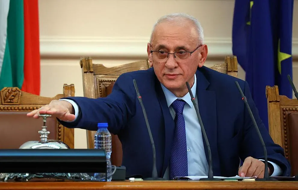 Mинистърът на здравеопазването с голяма новина за медицинския хеликоптер