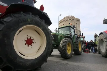 Гръцки фермери блокираха  пътя Серес - Солун