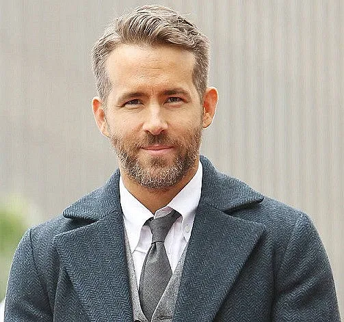 Райън Рейнолдс се вихри в нова романтика