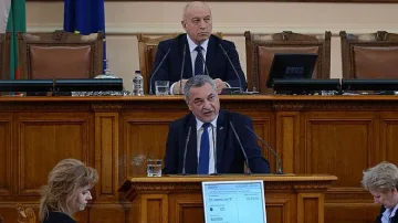 Симеонов: България може да връща 53 млн. европари за "Ало, Банов"