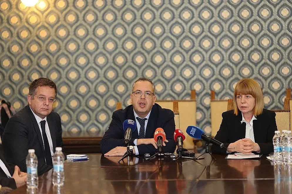 Преглеждат безплатно за миома на матката