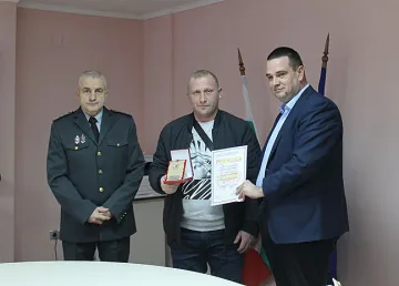 Доброволец от Черноочене отличен в „Пожарникар на годината-2018“
