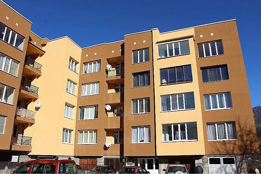 МРРБ отпуска нови 33 млн. лв. за саниране