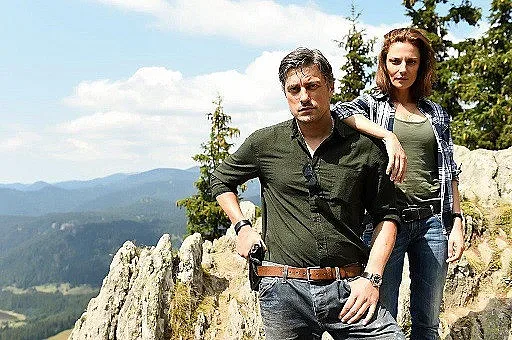 Карамазов и Духовникова станаха българските Скъли и Мълдър