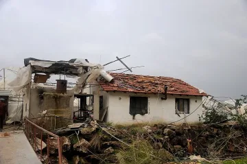 Ураган уби двама в Анталия