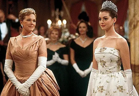 Хатауей потвърди „Дневниците на принцесата 3“