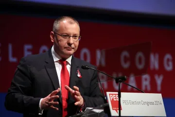 Станишев направи намек за еврокандидатурата си