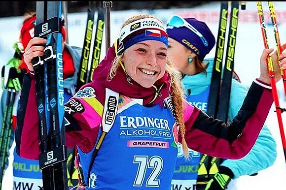 Давидова спечели спринта на 7,5 км в Антхолц