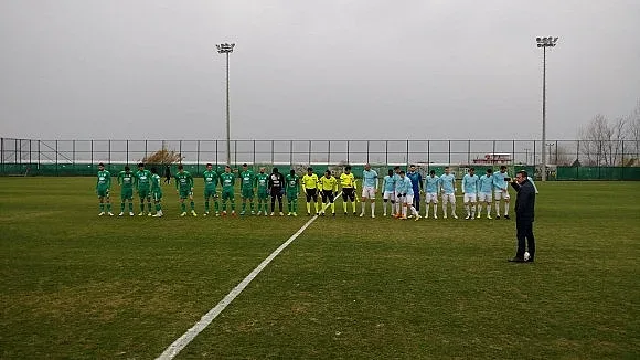 Вятър спря мач на Дунав