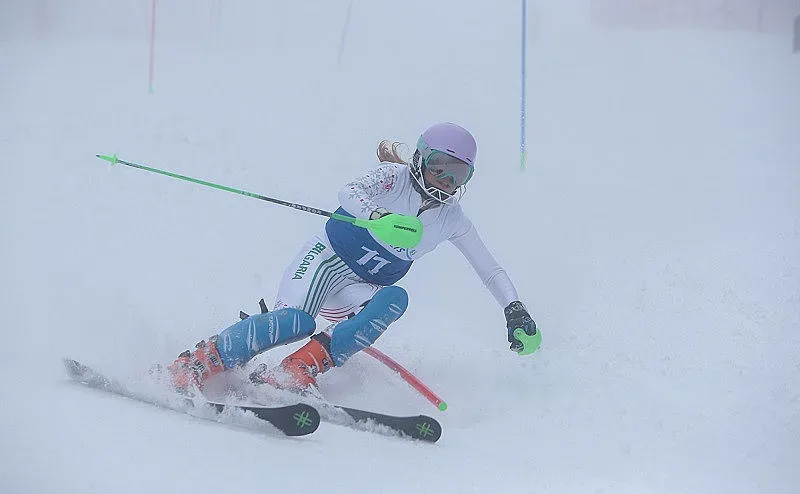 Скробанска с трета поредна победа в ските