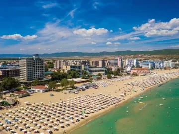 Хотелиери по морето закъсаха за работници, обещават сериозни заплати