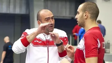 Волейболният шампион остана без треньор