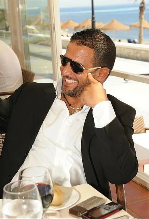 Разстреляха милионер в бентлито му