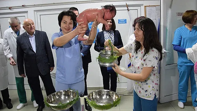 Кърджали посрещна Бабинден с 19 бебета