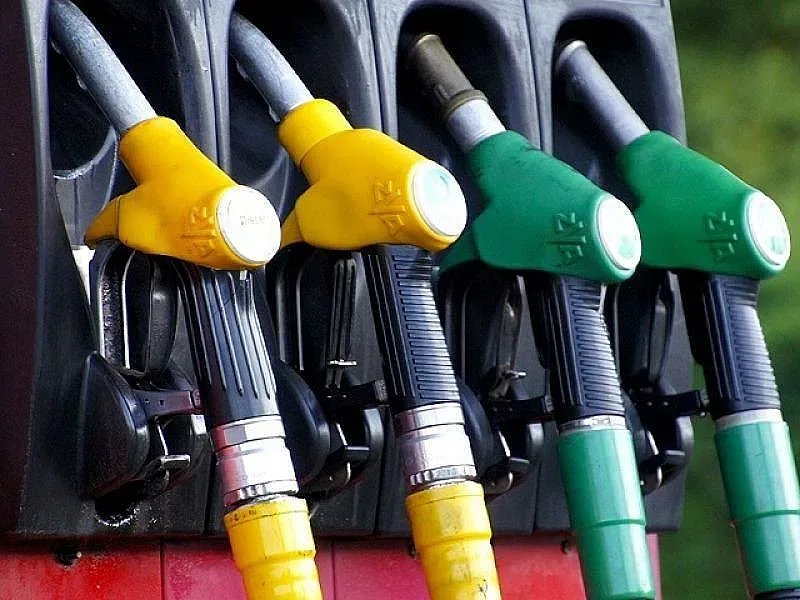 Търговци на горива в стачна готовност