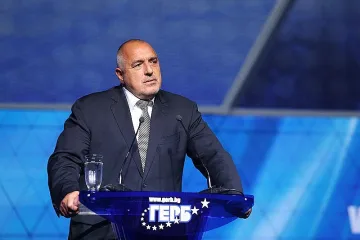 Борисов към ГЕРБ: Обичам ви, но това не е даденост /ОБЗОР/