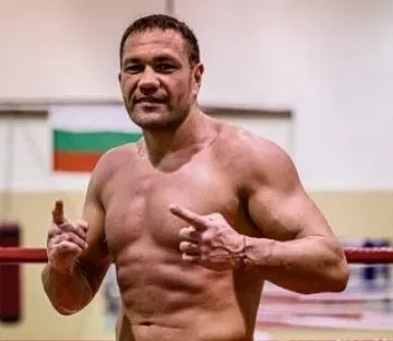 Спрягат финландец за нов съперник на Кобрата