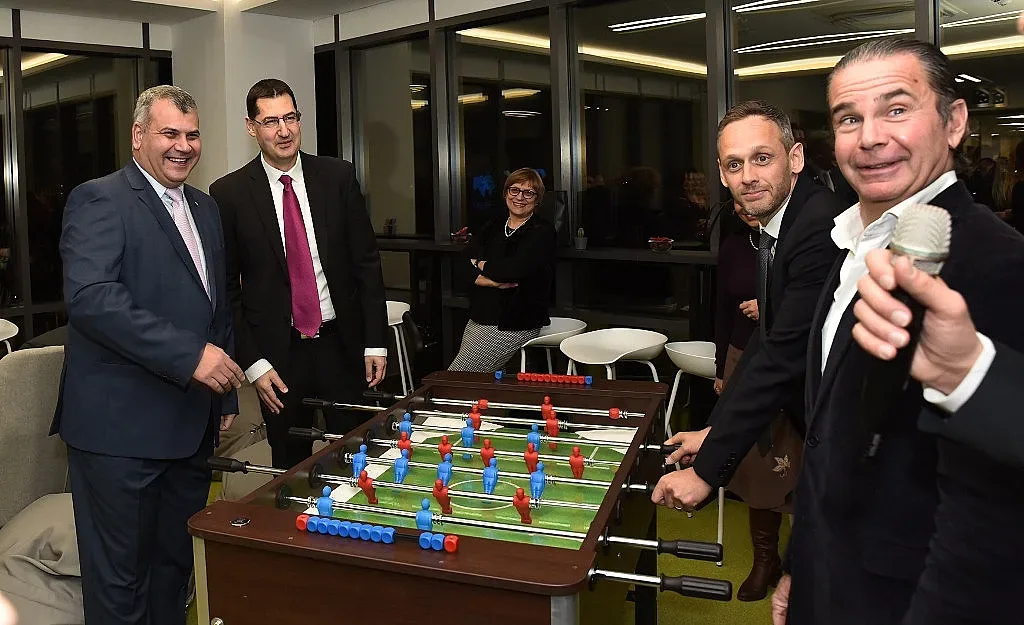 С игра на джаги БНП Париба откри  офис в Пловдив