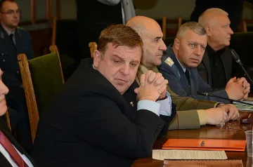 Маржът за F-16 - до 300 млн.