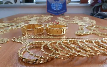 Семейство опитало да внесе 1,5 кг злато през границата