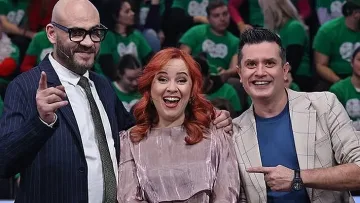 Шок! Знаков водещ на БНТ отива в bTV