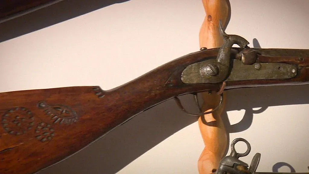 Бивш военен пази пушката на Левски