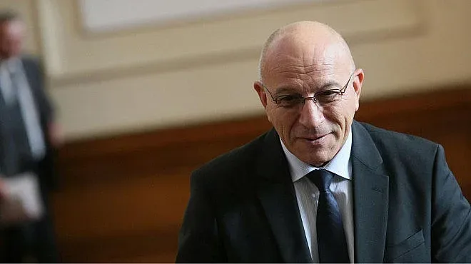 Парламентът решава в сряда за F-16