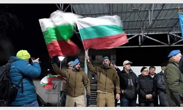 Ромските екшъни влизат  в предизборния мач 