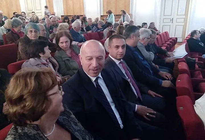 В сряда парламентът ще решава за преговорите за F-16